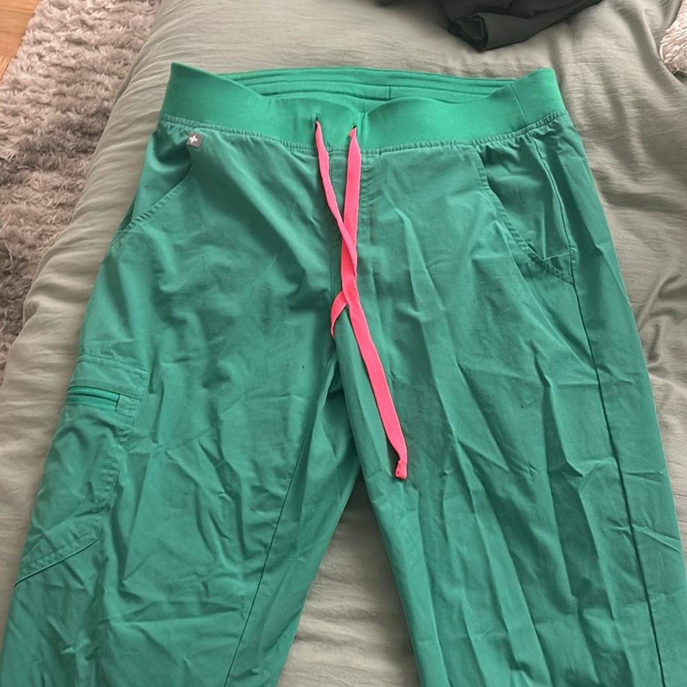 Figs scrub joggers
